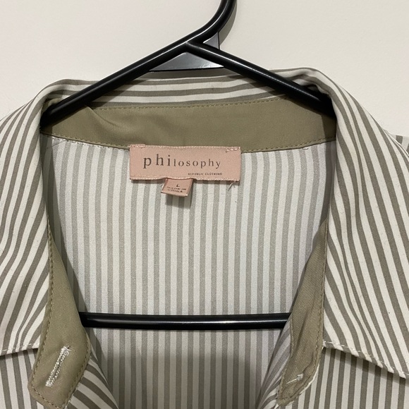 Green striped long shirt 💚 - Picture 2 of 3